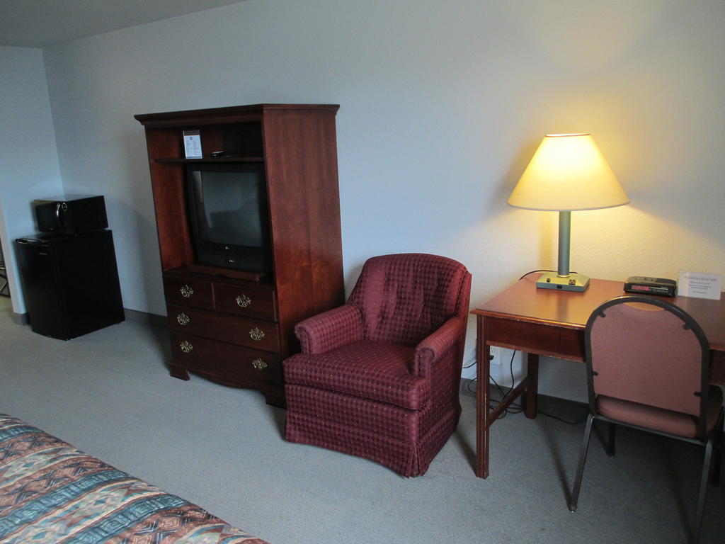 Americas Best Value Inn Биллингс Номер фото