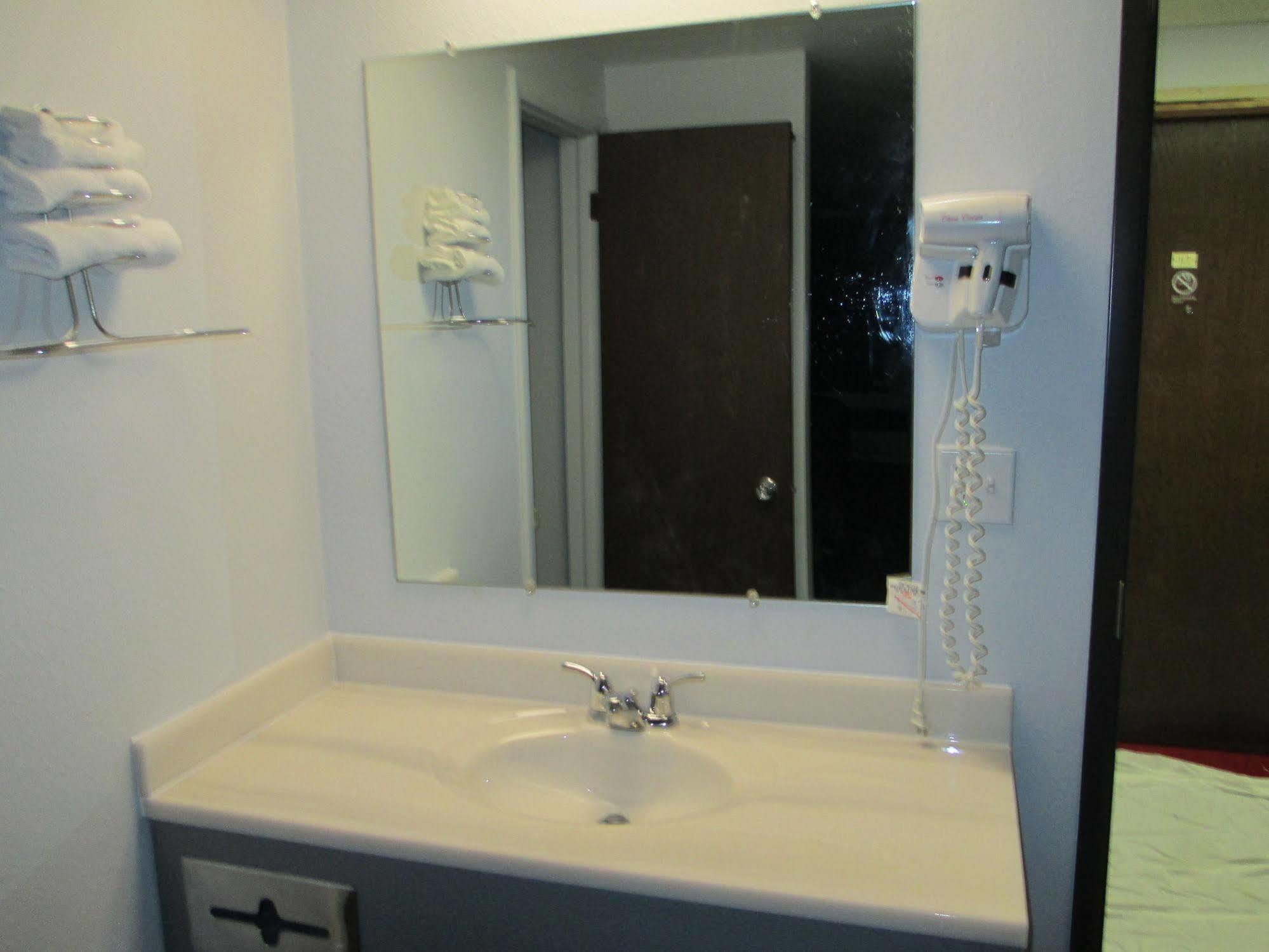 Americas Best Value Inn Биллингс Экстерьер фото