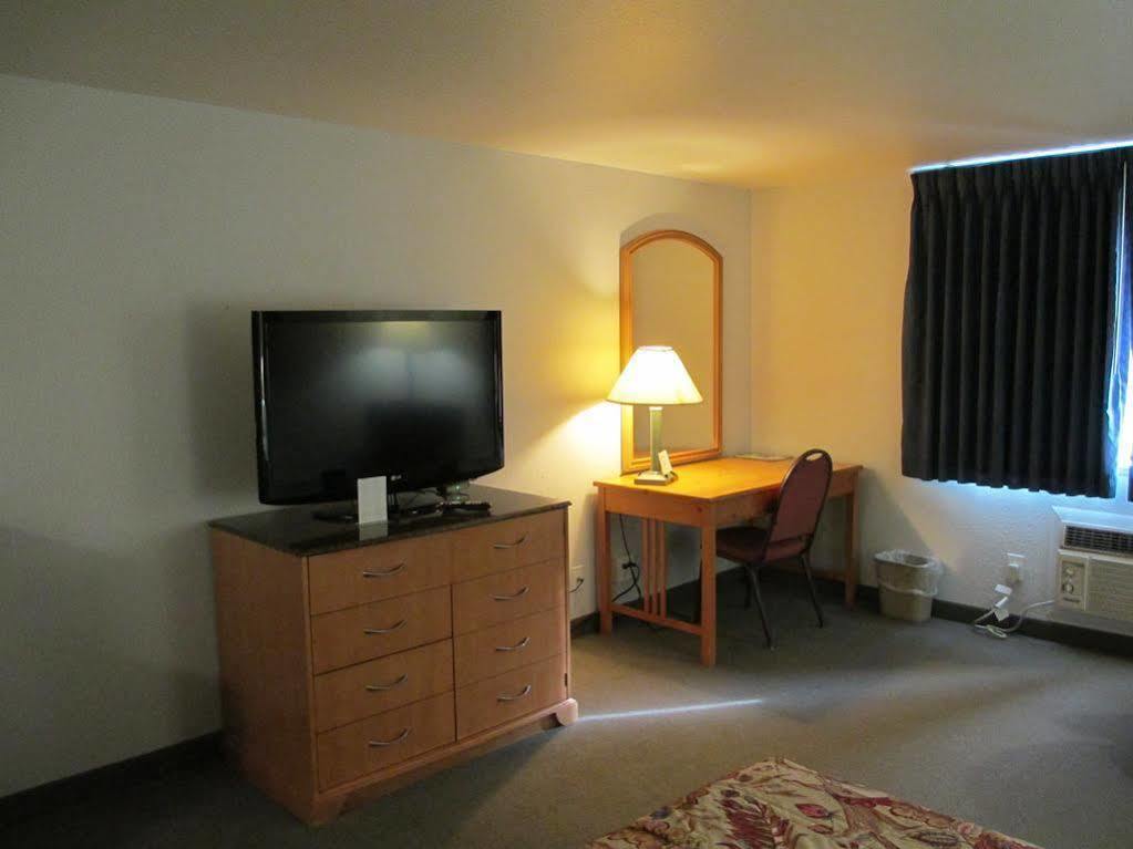 Americas Best Value Inn Биллингс Экстерьер фото